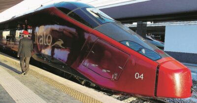 Copertina di Alta velocità: ritardi fino a 4 ore sulla Roma-Napoli, problemi sulla Milano-Bologna e a Verona