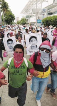 Copertina di Messico Il sindaco, i Narcos e 43 studenti uccisi per un corteo