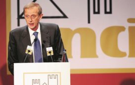 Copertina di Anci, maxi stipendi e ricche consulenze