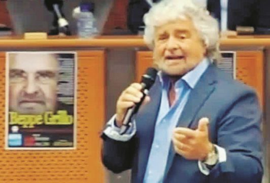 Grillo va a Bruxelles e si rimette in partita