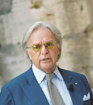 Copertina di Della Valle attacca Marchionne per nascondere i conti Tod’s