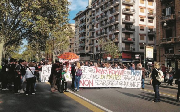 Copertina di La solitudine di Di Matteo  “Questo paese è indifferente”