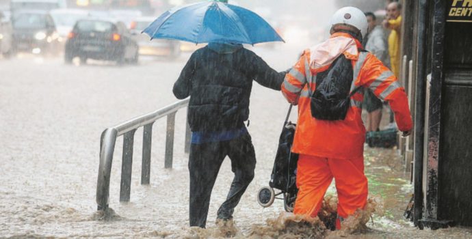 Copertina di In due settimane   le precipitazioni  di un anno intero