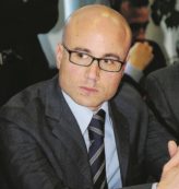 Copertina di “Un agguato nel tunnel”:  il piano contro il pm Bruni