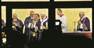 Copertina di Viaggio nella Chiesa di Francesco: la fede si risveglia. O quasi