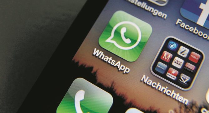 Copertina di Whatsapp si autocripta, più privacy per gli utenti