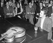 Copertina di Tenco, ultimo referto “Non è suicidio”