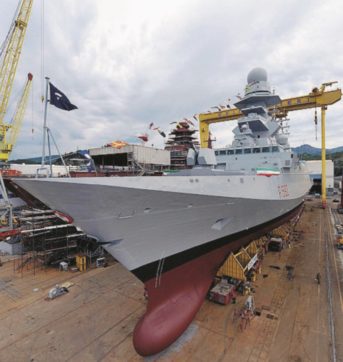 Copertina di Nuove navi da guerra per 5,4 miliardi