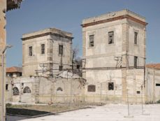 Copertina di L’ex  distilleria,  fabbrica dei sogni per tanti giovani