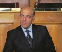 Copertina di E  i lavori del Comune finiscono a casa dell’uomo di Salvini