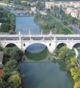 Copertina di Roma godona, dopo la retata locali tutti vuoti