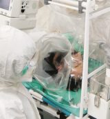 Copertina di Ebola, un solo paziente e l’ospedale è già in tilt