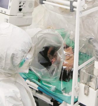 Ebola, un solo paziente e l’ospedale è già in tilt