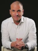 Copertina di Da onorevole Fi a trafficante d’armi: arrestato