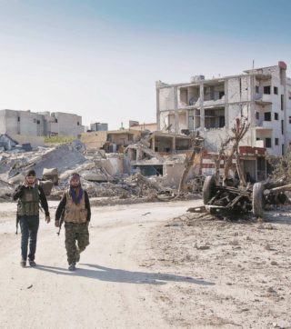 La middle class siriana intirizzita e affamata  finita nella discarica dei profughi in Turchia