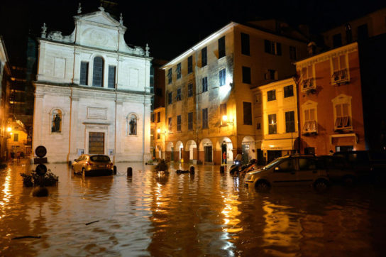 Copertina di Allagamenti in Liguria. Tromba d’aria a Genova