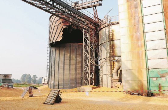 Copertina di Cremona. Cede silos, due operai muoiono