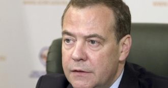 Copertina di Medvedev, “l’Ucraina scomparirà dalla mappa del mondo” e definisce Biden “nonno con demenza”. Peskov cerca di ridimensionare