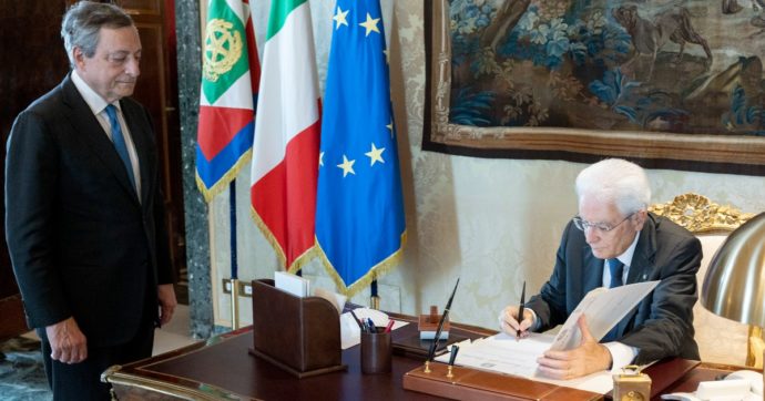 Crisi di governo, la diretta – Mattarella scioglie le Camere, si vota il 25 settembre: “Assenza di prospettive per dar vita a nuova maggioranza”