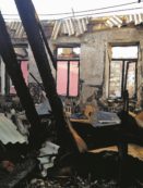 Copertina di Le vite bruciate  nella neve di Lugansk