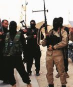 Copertina di Meno famosi, più organizzati e sposati alla causa siriana