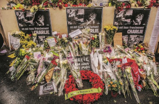 Il soccorso di Libération: “Charlie trasloca da noi”