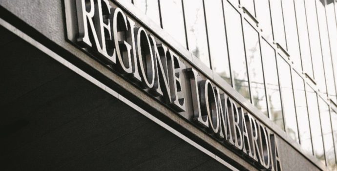 Lombardia, i dem  al presidio contro  il convegno omofobo