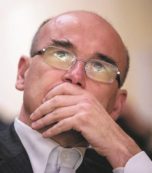 Copertina di Condannato Soru: “842 mila euro  per azienda decotta”