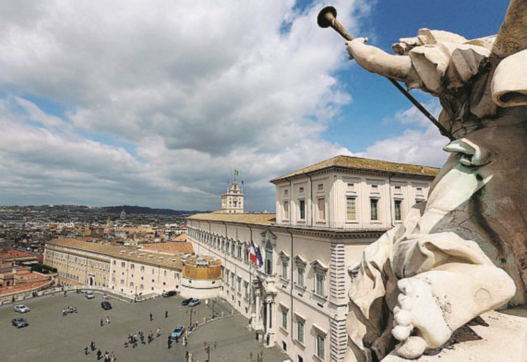 Quirinale, il calendario delle consultazioni per la formazione del nuovo governo. Centrodestra (unito) atteso al Colle venerdì