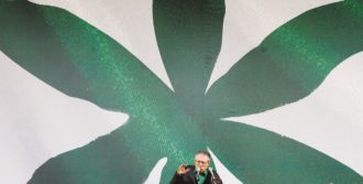 Copertina di Roma non è più ladrona Bossi: “processatemi lì”