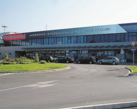 Copertina di Proroga indagini sull’aeroporto fallito di Rimini