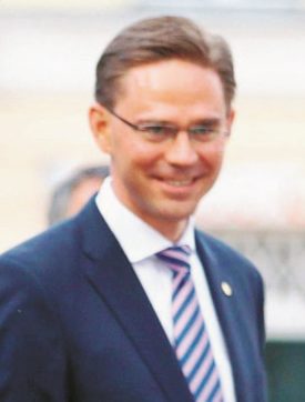 Copertina di Il falco Katainen benedice Renzi