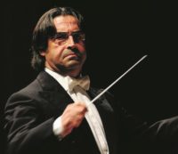 Copertina di Accordo su Monti: non piace a nessuno. Magdi Allam punta su Capitan America