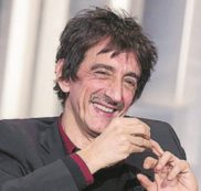 Copertina di Riecco Sergio Rubini, dal teatro al nuovo film