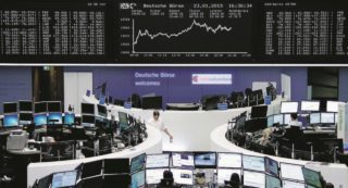 Copertina di Un mese per scegliere:  compromessi o default?