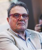 Copertina di È un pirla, l’ha capito anche lui