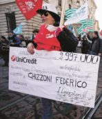 Copertina di Senza contratto e in esubero, la grande rivolta dei bancari