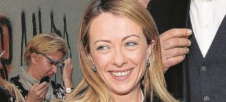 Copertina di “Nel Medioevo finiva al rogo”