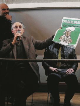 Copertina di Charlie Hebdo:  “Siamo soli,  ora ci fermiamo”