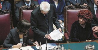 Copertina di Un’interruzione per il foglio smarrito