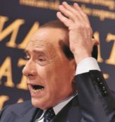 Copertina di Ritorsioni e Minacce B. rompe il patto al Tg5