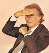 Copertina di Montezemolo torna mascotte: non basta il disastro Italia  90