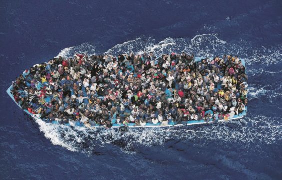 Copertina di Stragi in serie dei migranti, inchiesta sui caronti