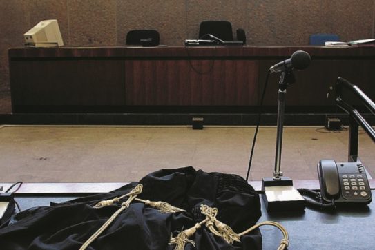 Processo Trattativa: il giallo dello 007 e del monsignore