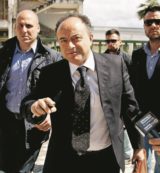 Copertina di Beni confiscati, la ricetta di Gratteri contro lo spreco