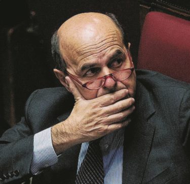 Copertina di Eco e Bersani, tutti contro il “supereditore” di Segrate