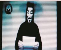 Copertina di “Noi siamo legione  e vi sconfiggeremo”