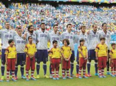 Copertina di “Fratelli d’Italia”: l’inno è roba da maschi