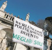 Copertina di In periferia messaggio ricevuto. Bravo Matteo S.