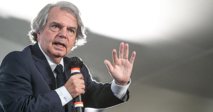 Renato Brunetta dice addio a Forza Italia: “Non sono io che lascio ma è il partito che ha rinnegato la sua storia”